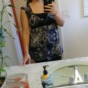 Black Flowery Tunic Top w/ Lace